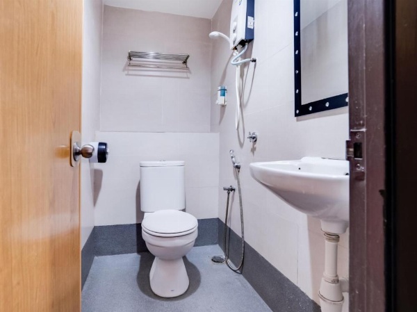 OYO 89652 Bjorn Boutique Hotel image 17